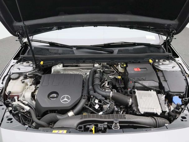 Mercedes-Benz A 180 Line 100 kW image number 38