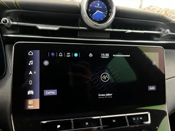Car image 40