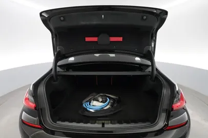 Car image 28