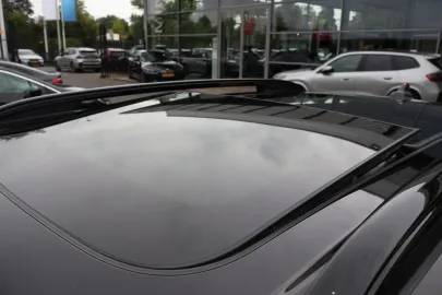 Car image 34