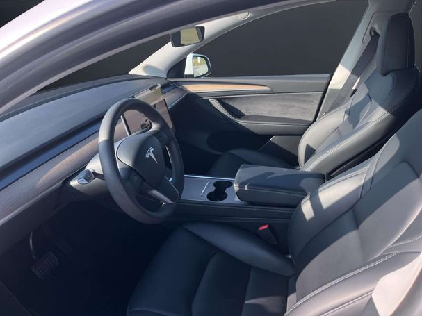 Tesla Model Y AWD Dual Motor 378 kW image number 13