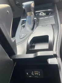 Car image 36