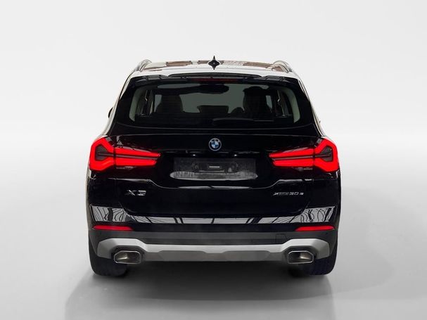 BMW X3 xDrive30e 215 kW image number 3