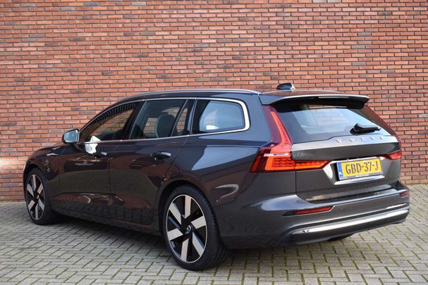 Volvo V60 T6 Recharge AWD Plus 257 kW image number 2