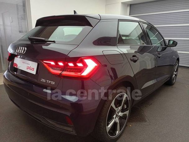 Audi A1 1.0 TFSI S tronic Advanced 70 kW image number 3