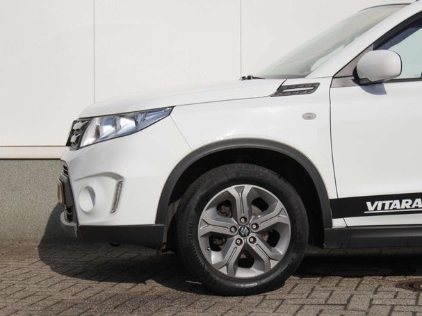 Suzuki Vitara 1.6 88 kW image number 9