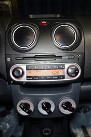 Car image 24