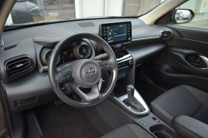 Car image 12