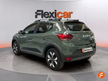 Car image 5