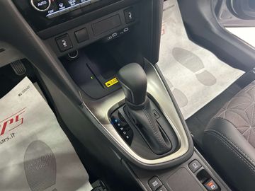 Car image 14