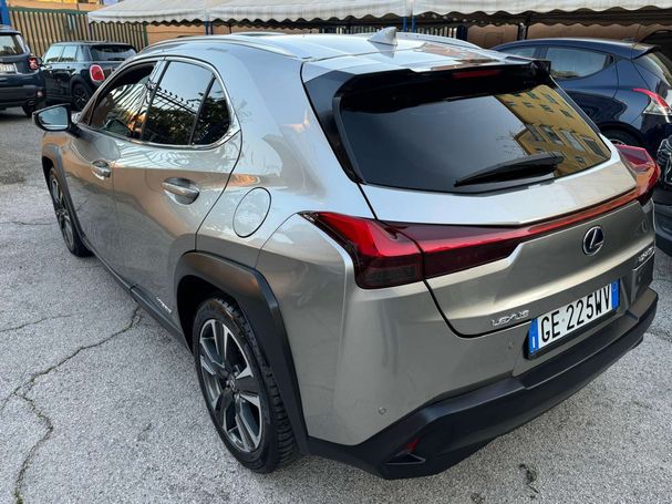 Lexus UX 250h 107 kW image number 4