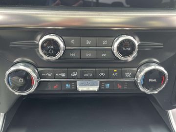 Car image 38