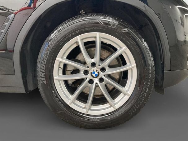 BMW X3 xDrive20d Advantage 140 kW image number 12