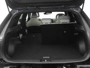 Car image 37