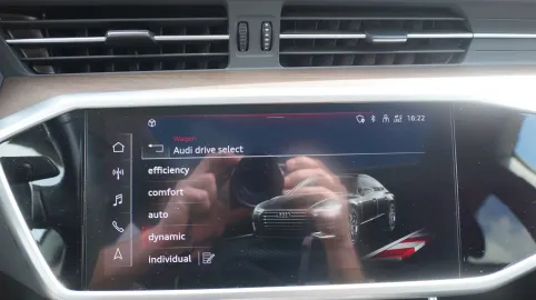 Car image 33