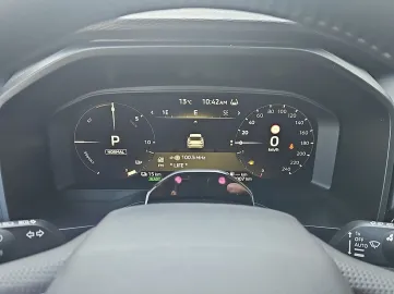 Car image 37
