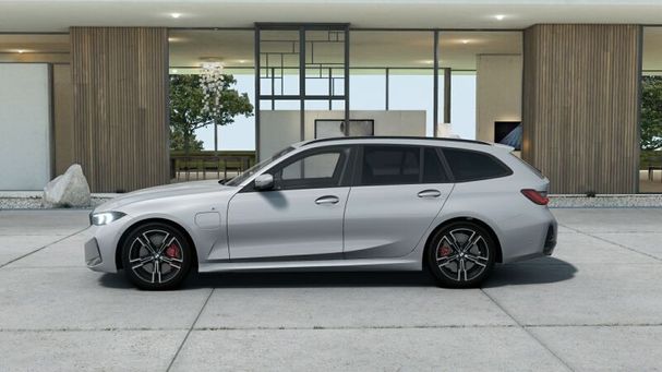 BMW 330e Touring M Sportpaket 215 kW image number 6