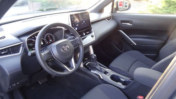 Toyota Corolla Cross 2.0 145 kW image number 7