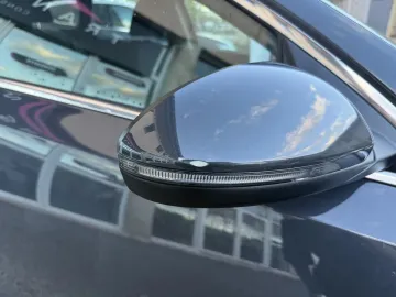 Car image 45