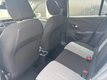 Car image 39