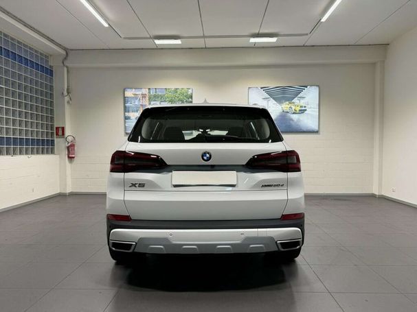 BMW X5 xDrive30d 210 kW image number 4