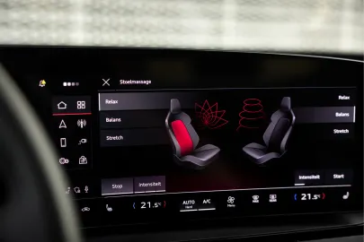 Car image 36