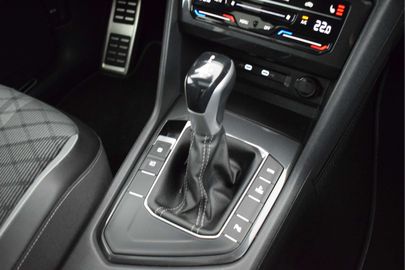 Car image 36