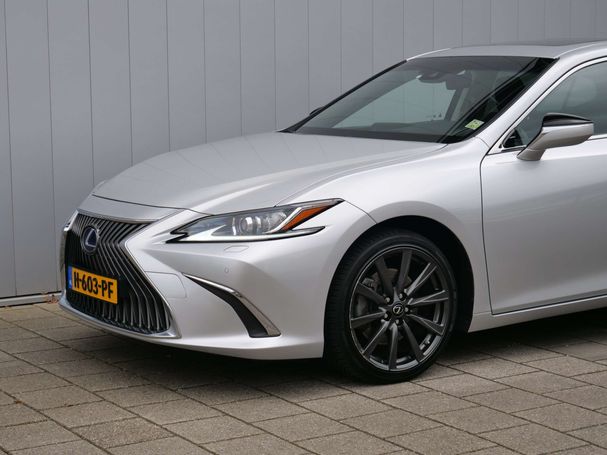 Lexus ES 300 H 160 kW image number 6