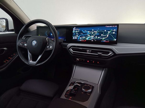 BMW 320 e Touring 150 kW image number 4