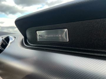 Car image 31