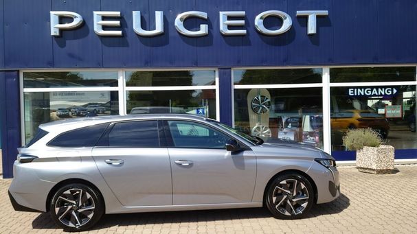 Peugeot 308 SW PureTech 130 Allure 96 kW image number 4