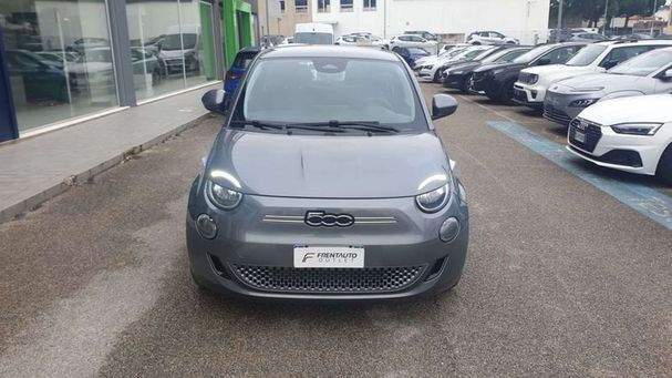 Fiat 500 e 70 kW image number 3