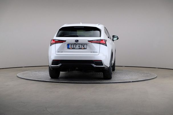 Lexus NX 300 h AWD 146 kW image number 3