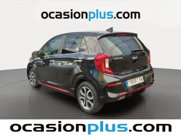 Car image 4