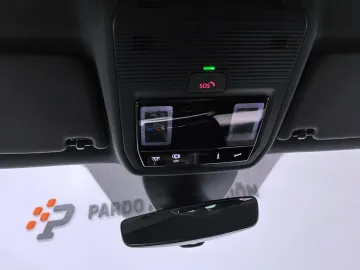 Car image 36