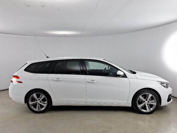 Peugeot 308 BlueHDi 130 EAT8 96 kW image number 1