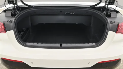 Car image 29