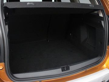 Car image 33