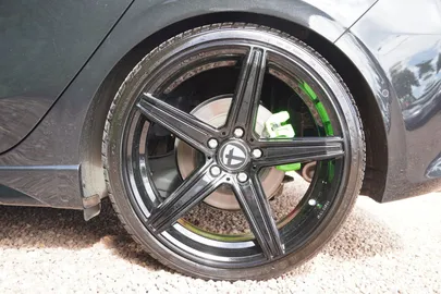 Car image 38