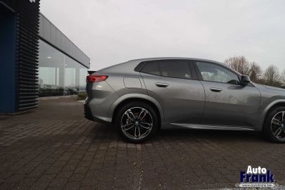 Car image 44