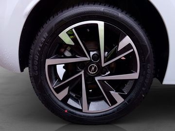 Car image 27