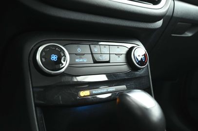 Car image 36