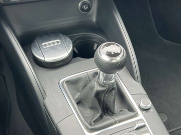 Car image 31