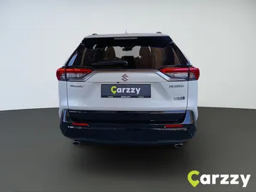 Car image 5
