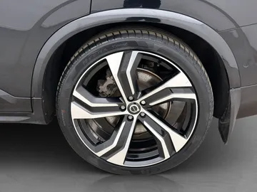 Car image 38