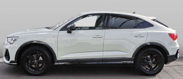 Audi Q3 35 TFSI S-line 110 kW image number 9