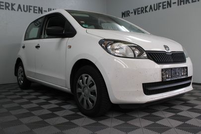 Car image 2