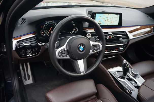 BMW 540i Touring xDrive 250 kW image number 5