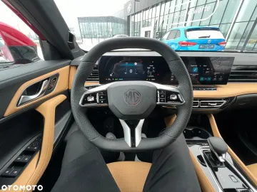 Car image 37