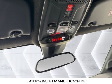 Car image 34